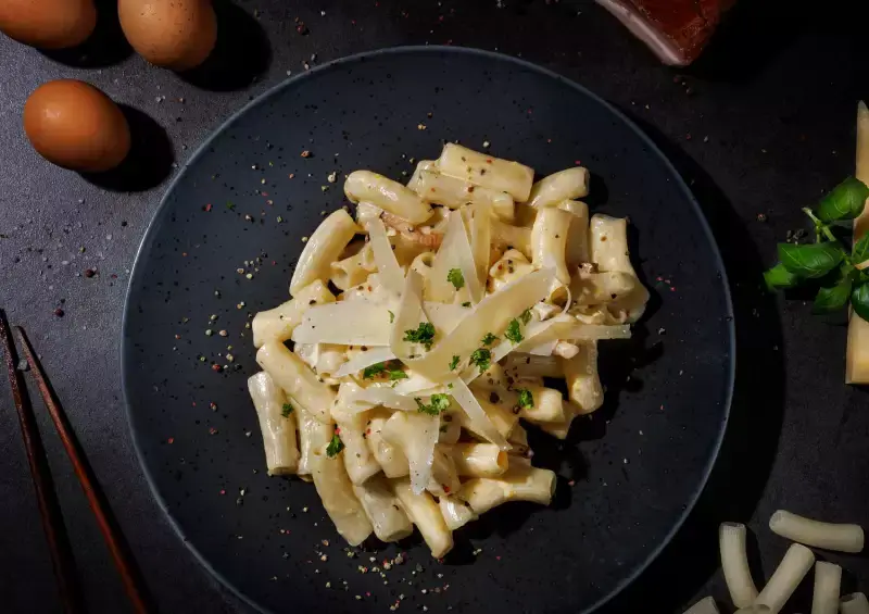 bezlepkove maccheroni rigati aglio e olio